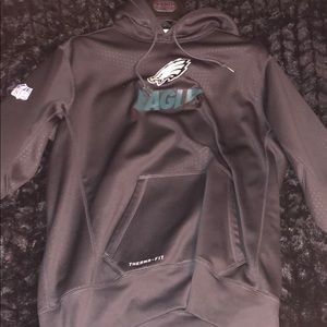 Nike thermafit eagles hoodie